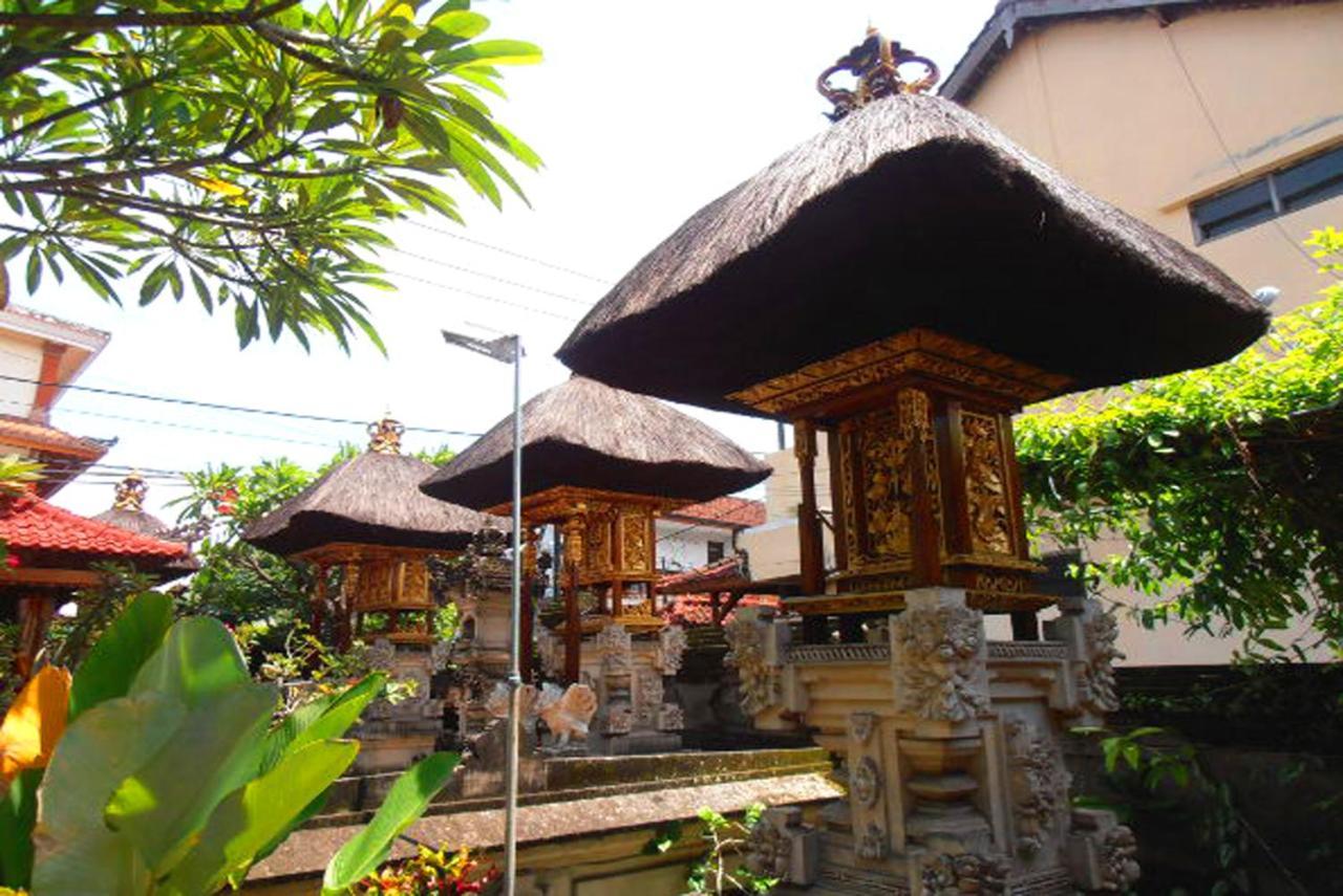 Nakula Familiar Inn Denpasar  Exterior photo